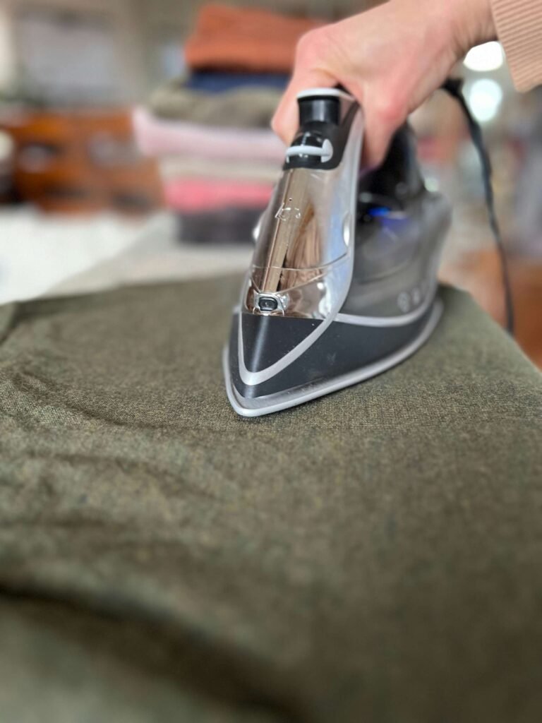 how to clean your iron